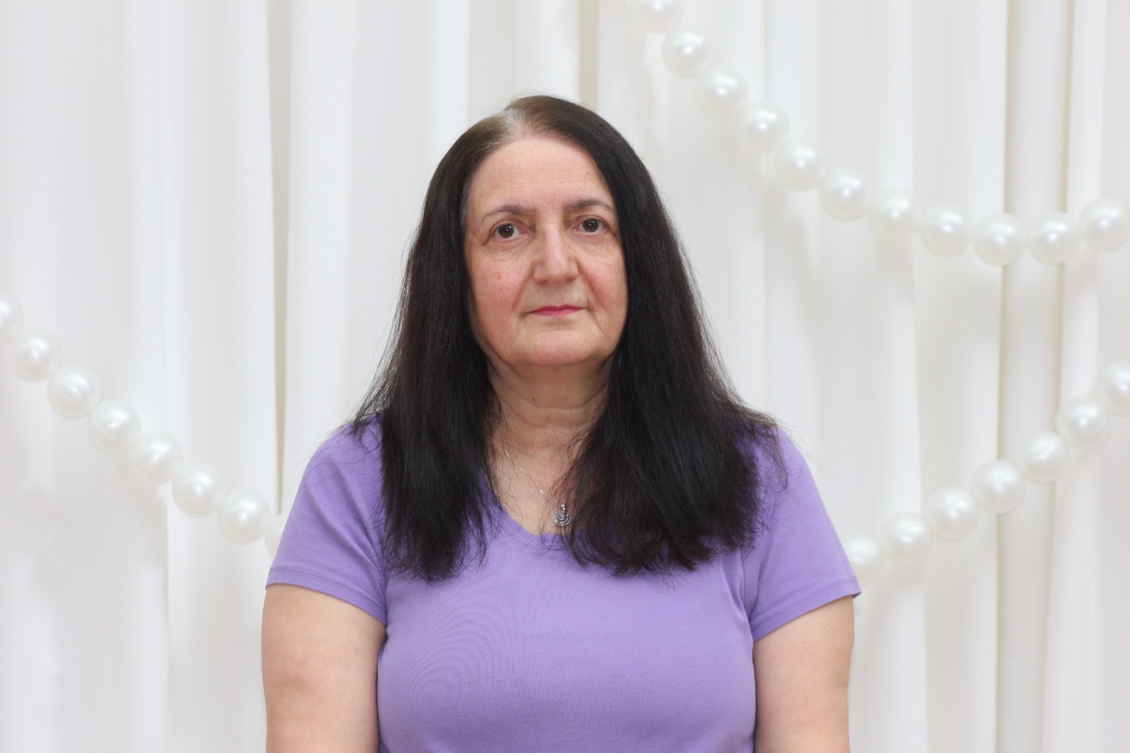 MAKBULE BUZ